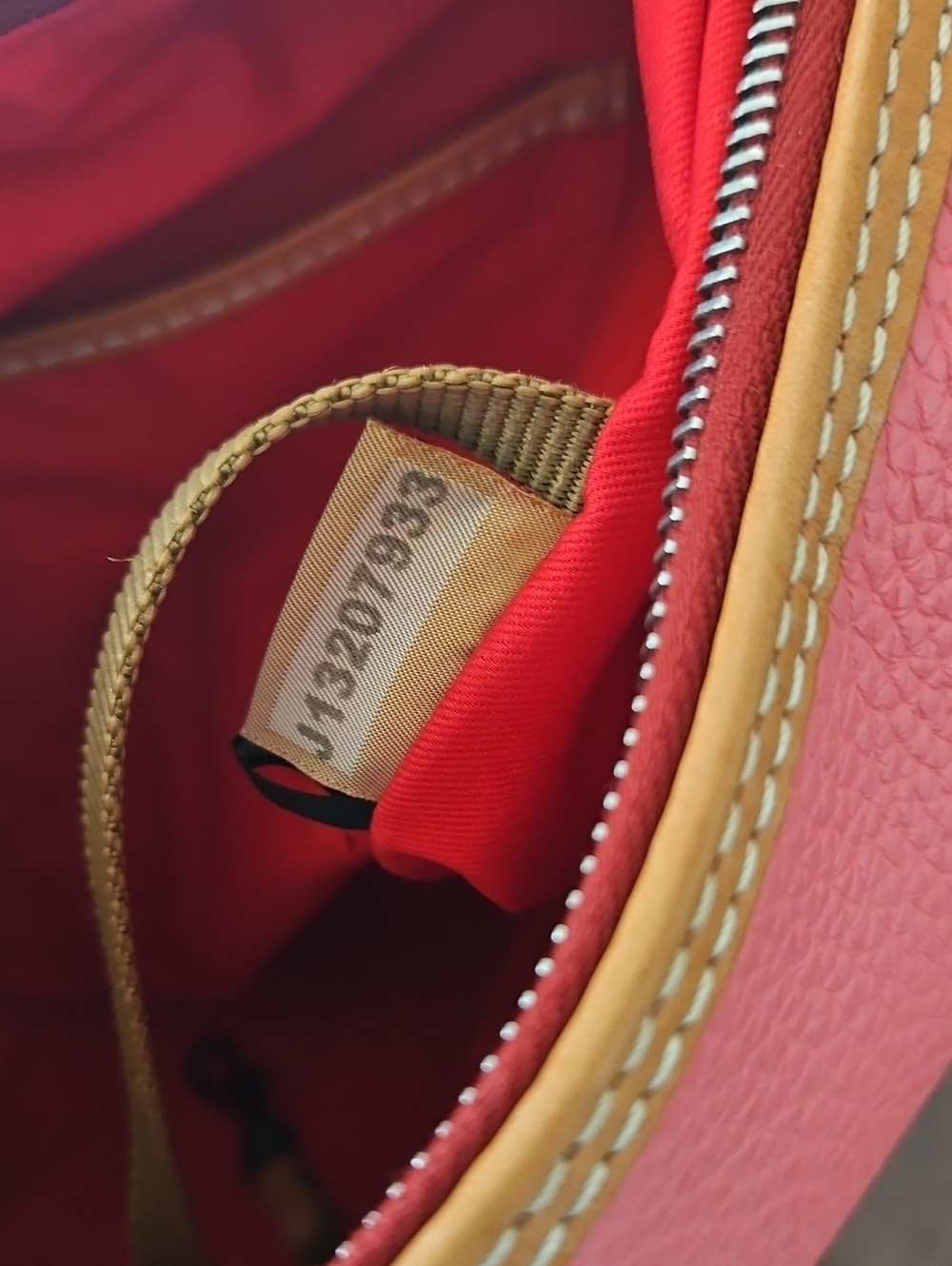 Dooney & Bourke Bubble Gum Pink Pebble Leather 'Paige' Sac - Picture 10 of 12